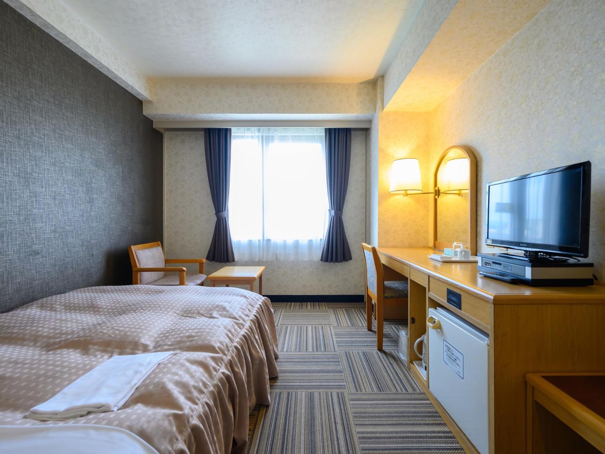 Hotel Green Park Suzuka Habitación foto